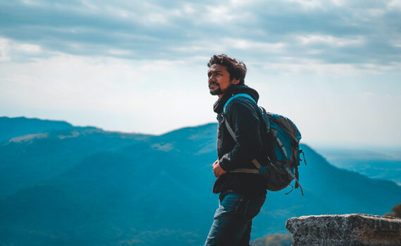 Gear up for travel with electronics organizer bag: A traveler’s essential companion